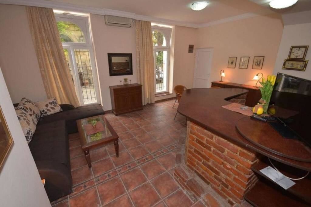 Апартаменты Ema Yellow apartment Херцег-Нови-16