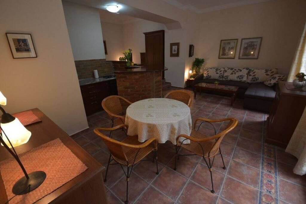 Апартаменты Ema Yellow apartment Херцег-Нови-10